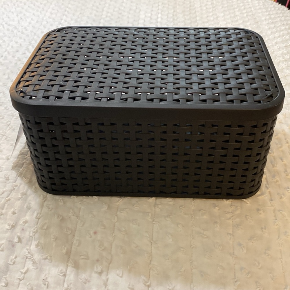 NWT Curver Style Dark Grey Small Lidded Bin - Picture 6 of 8